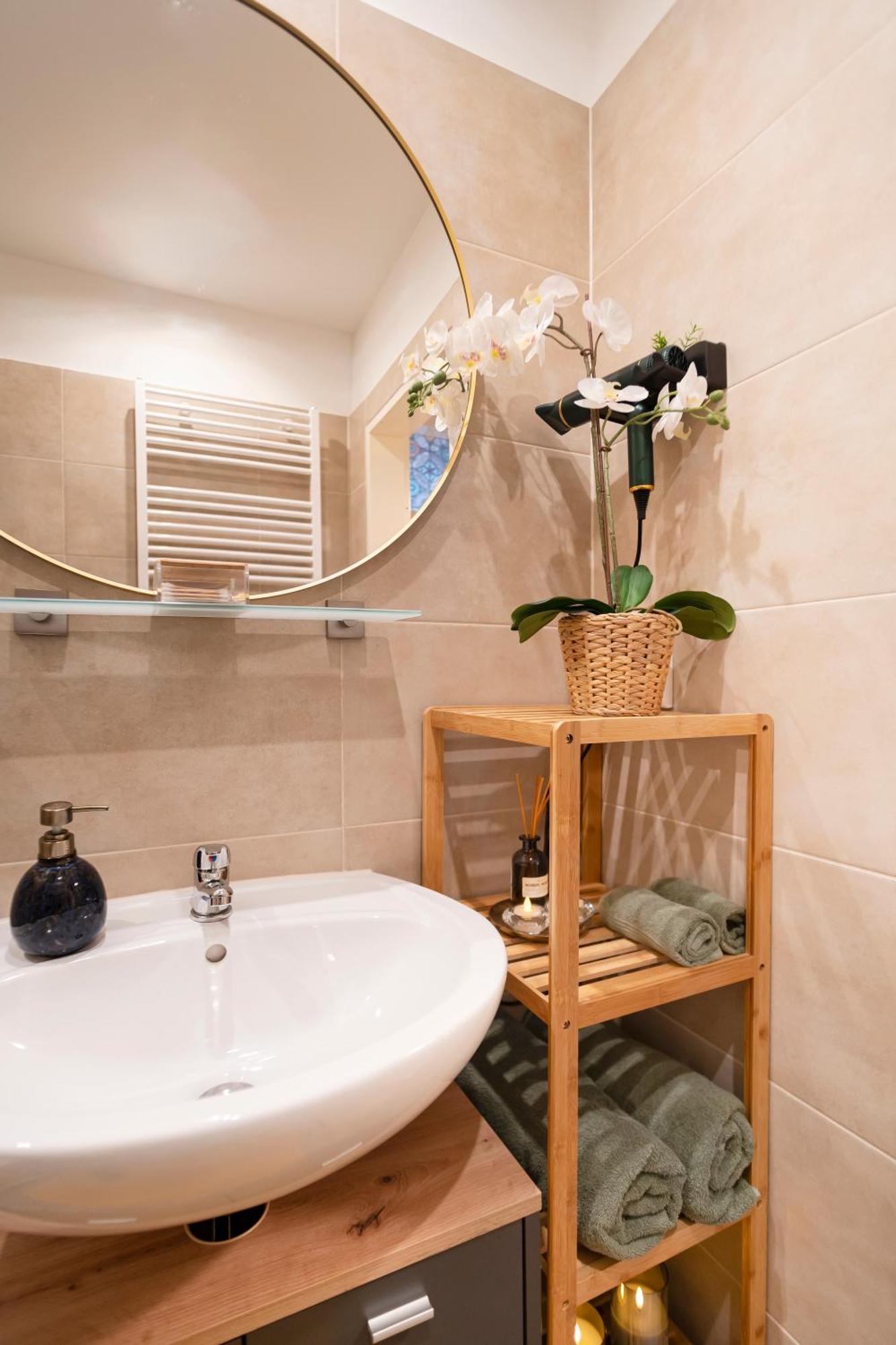 Premium Apartment Inspiriert Von Marilyn Monroe-Bremen City Center Luaran gambar